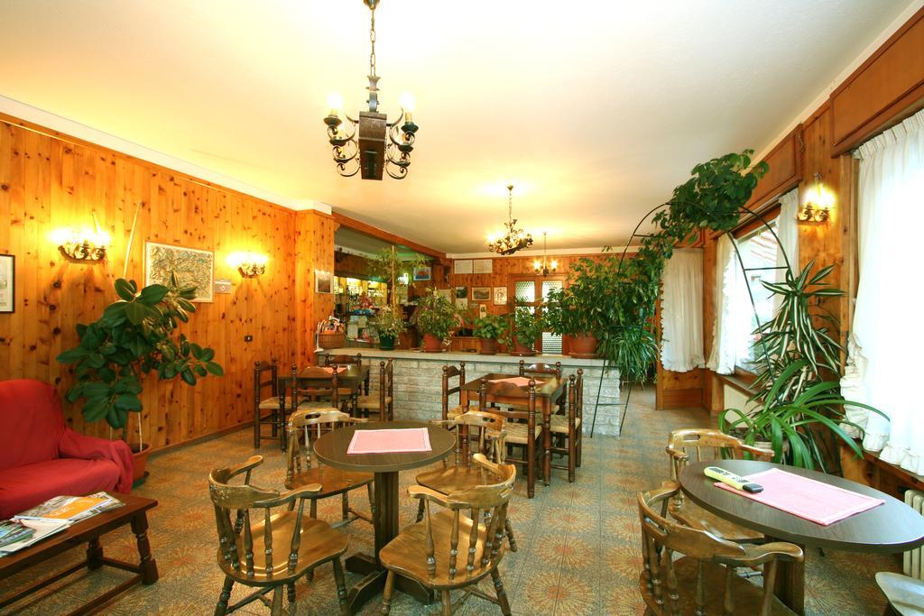 Hotel Edelweiss ヴィルヌーヴ エクステリア 写真