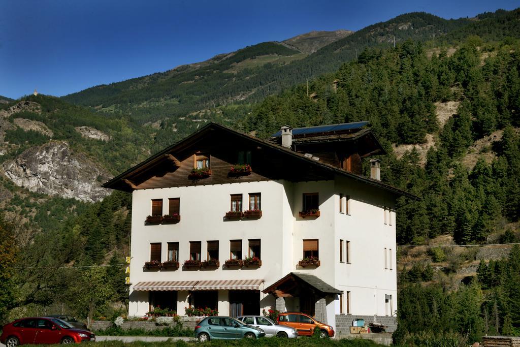 Hotel Edelweiss ヴィルヌーヴ エクステリア 写真