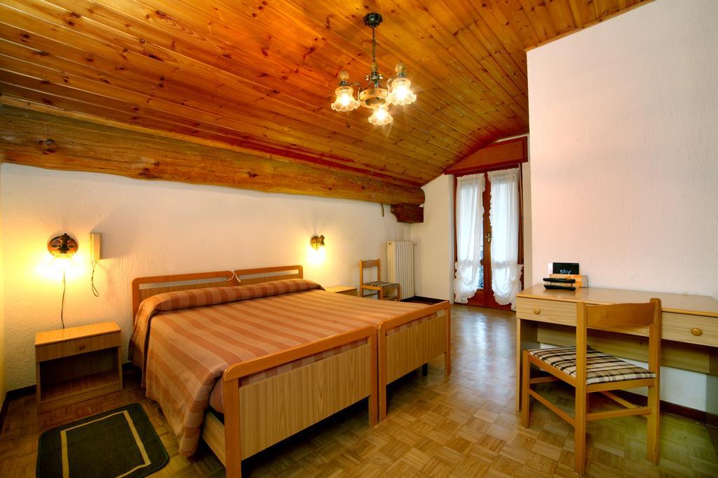 Hotel Edelweiss ヴィルヌーヴ エクステリア 写真